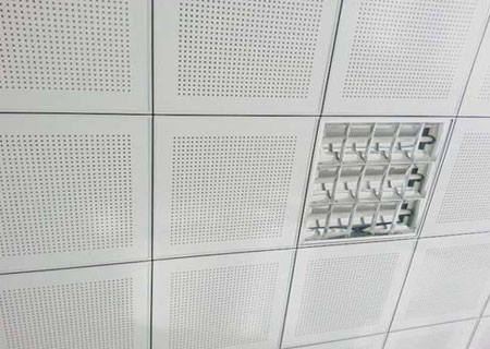 تایل های 60x60 در قسمت های مختلف سازه